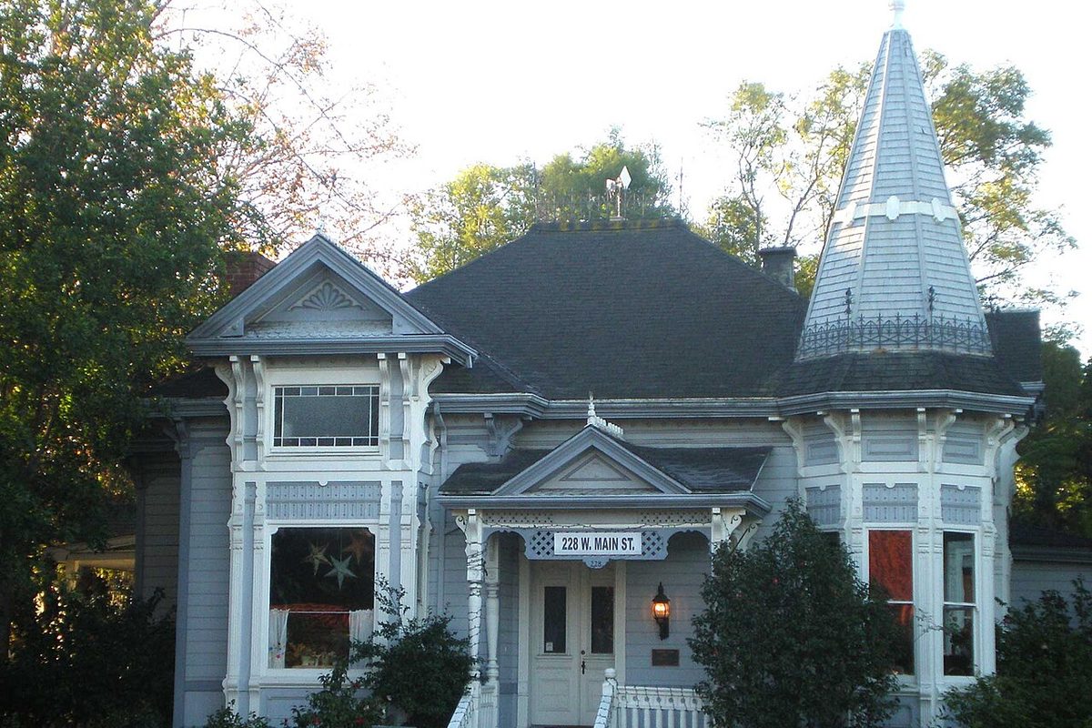 Victorian house at 228 West Main Street in Old Town Tustin, California