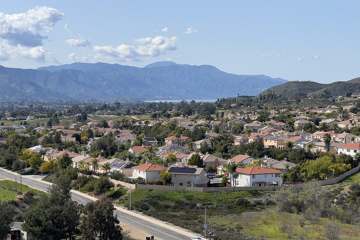 Homes in Wildomar, California, with Lake Elsinore and the Santa Ana Mountains beyond